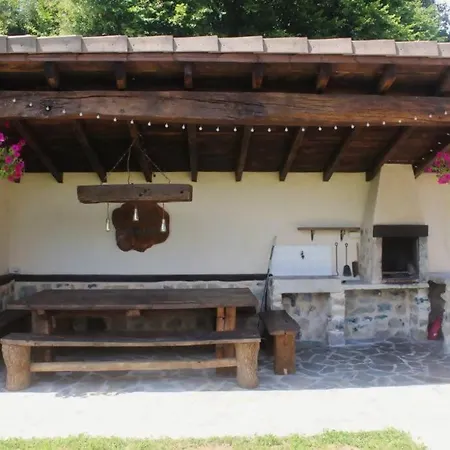 Nyaraló La Fontana, Descubre Cabarceno Y Cantabria Villacarriedo