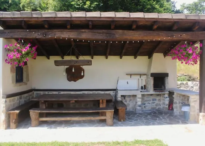 Holiday home La Fontana, Descubre Cabarceno Y Cantabria Villacarriedo