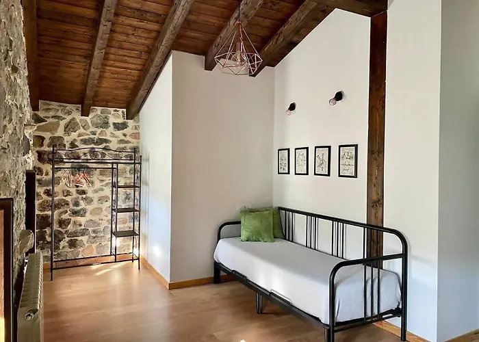 La Fontana, Descubre Cabarceno Y Cantabria Holiday home Villacarriedo